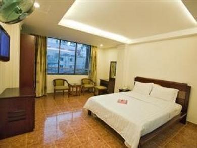 Nouveau Happy - Ben Thanh Hotel 2*